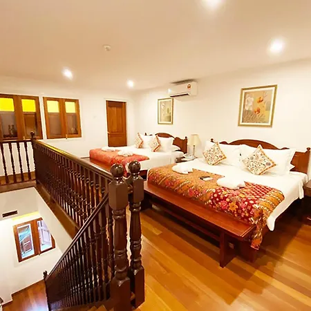 Heeren Straits Hotel Malacca Exterior photo