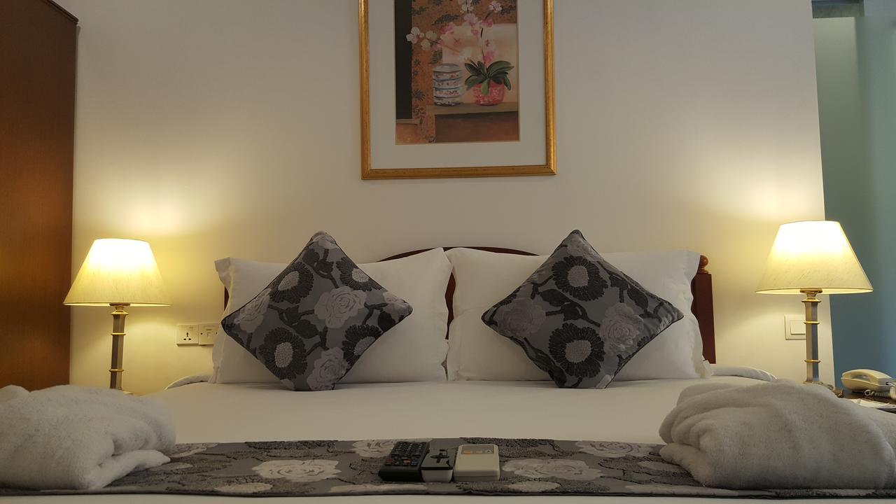 Heeren Straits 4*